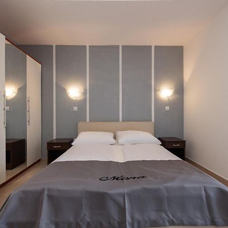 Villa Mona Apartments Ražanj Quarto foto