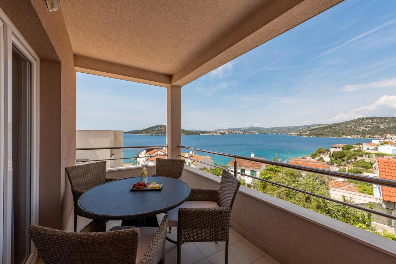 Villa Mona Apartments Ražanj Exterior foto